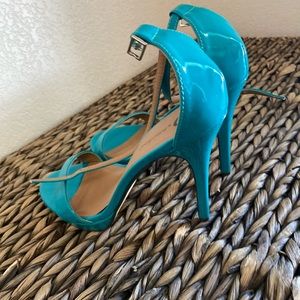 High heel sandals